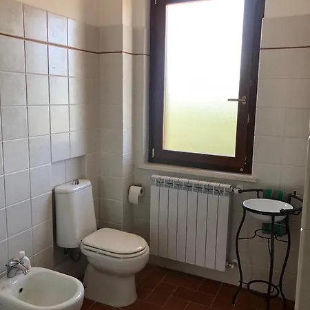Leone Villa